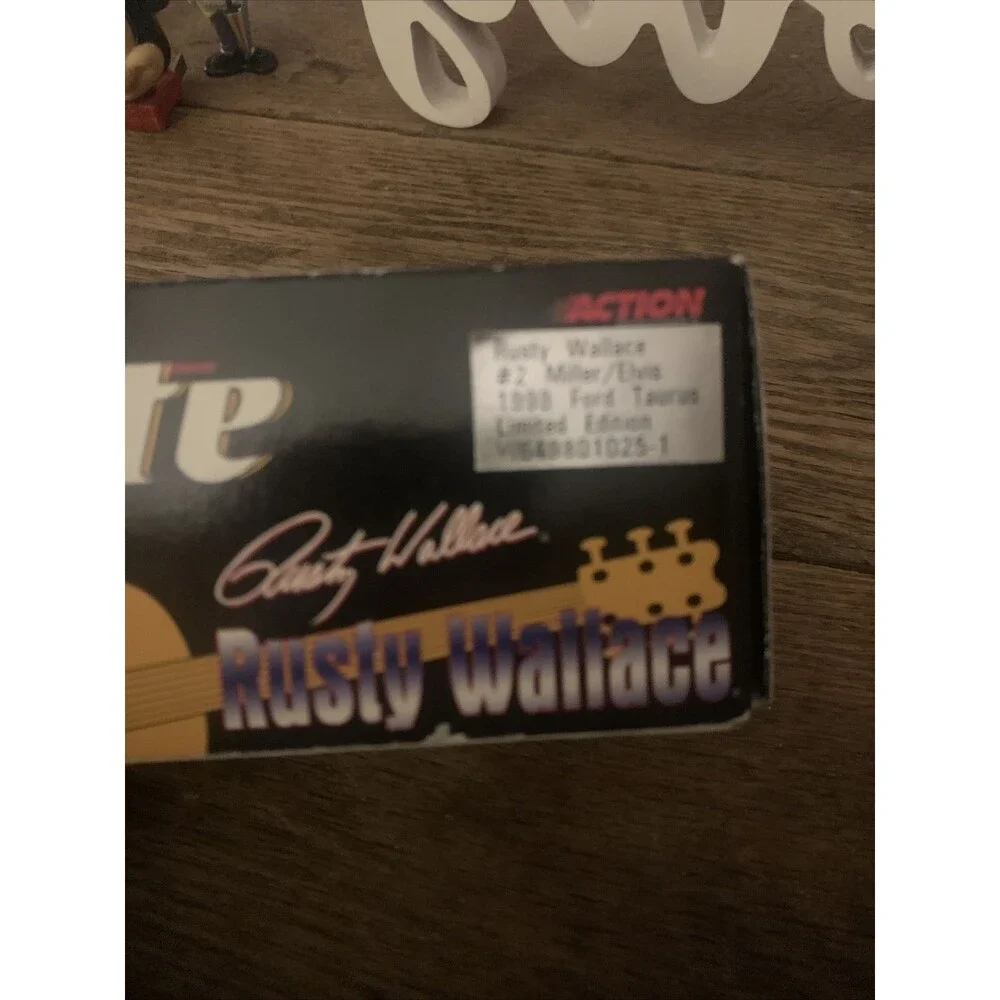 1998 Rusty Wallace Elvis Action 1:64 Ford Taurus #2 Miller Lite Nascar Diecast